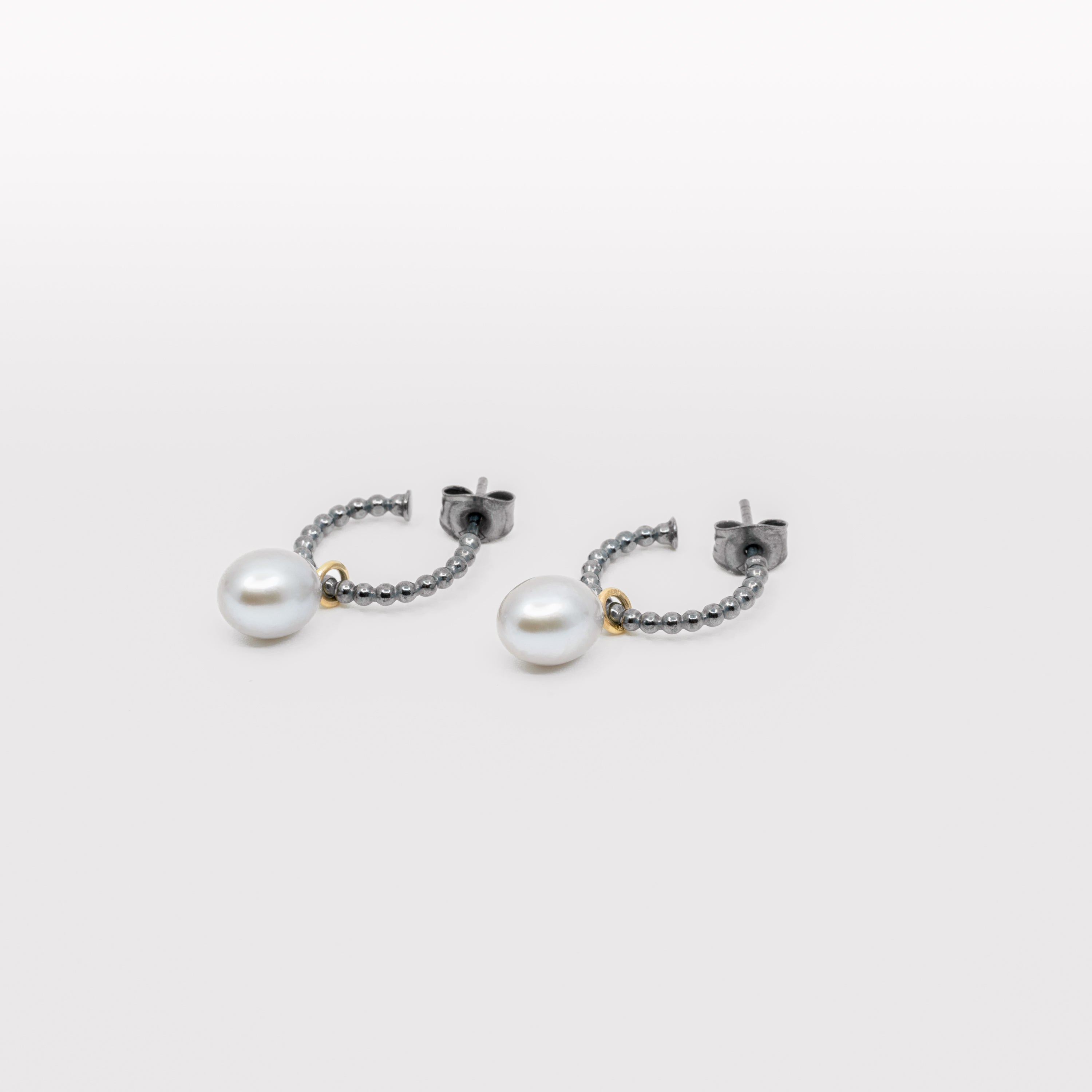 Drops of colour - earrings oxid with pearls