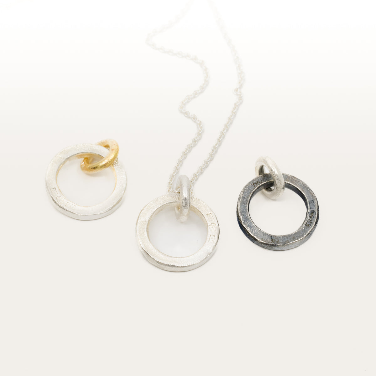 Organic pendant circles