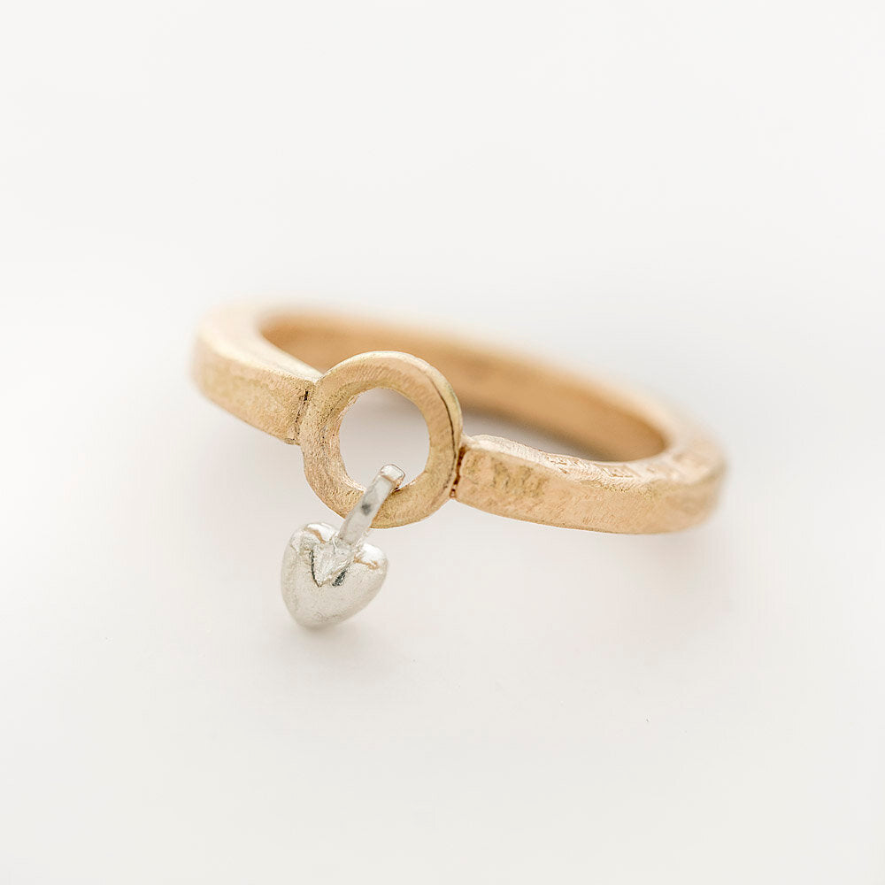Drop of love - Organic ring / Gold